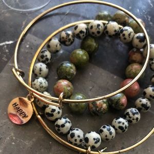 Bracelet set